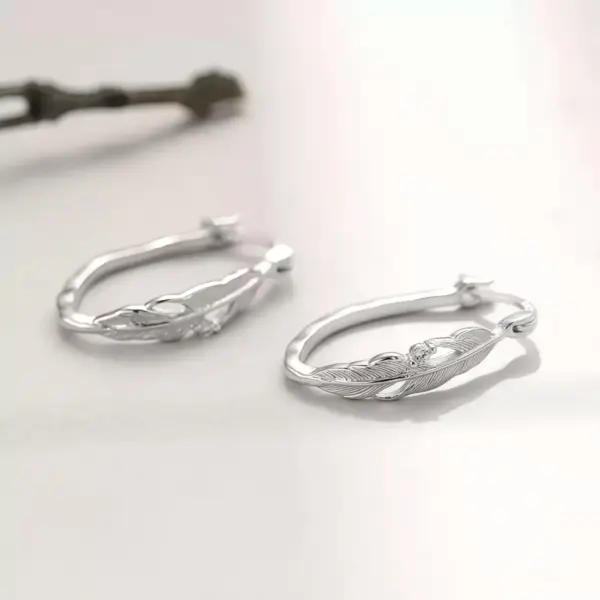 Leaf Detail Hoop Earrings in Sterling Silver Leaf Detail Hoop Earrings in Sterling Silver - 2