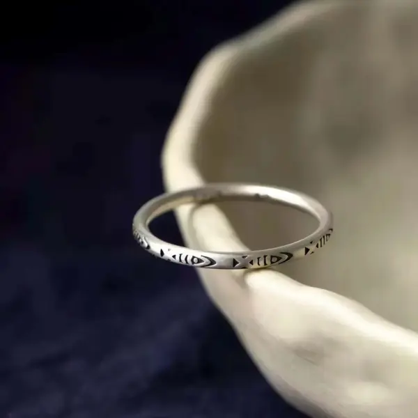 Fish-Pattern Silver-Tone Slim Band Ring - 1
