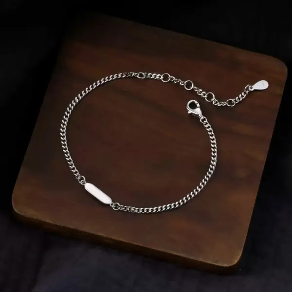 Polished Tag Fine Chain Bracelet in Sterling Silver - 1